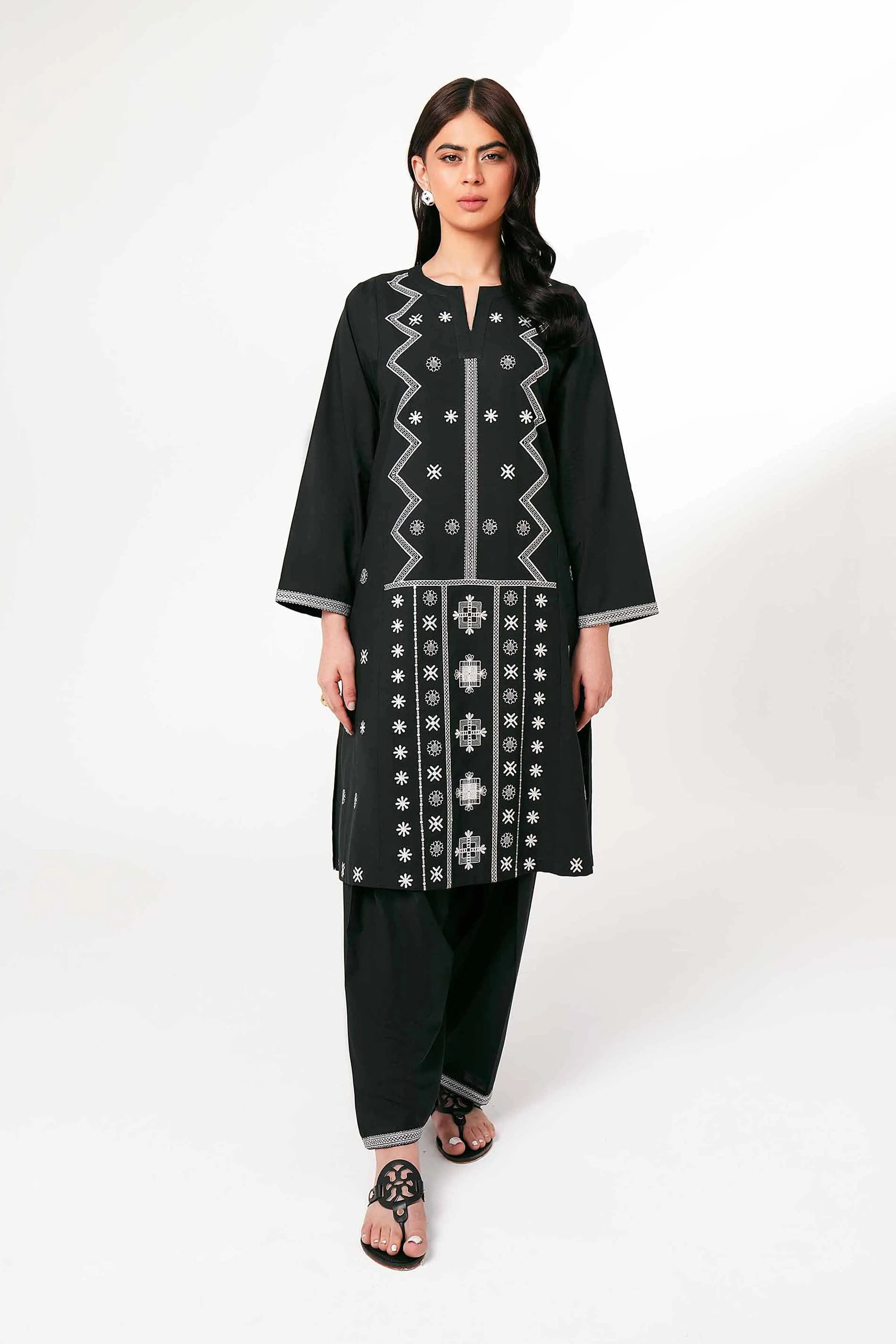 2 Piece - Embroidered Suit - PE24-39