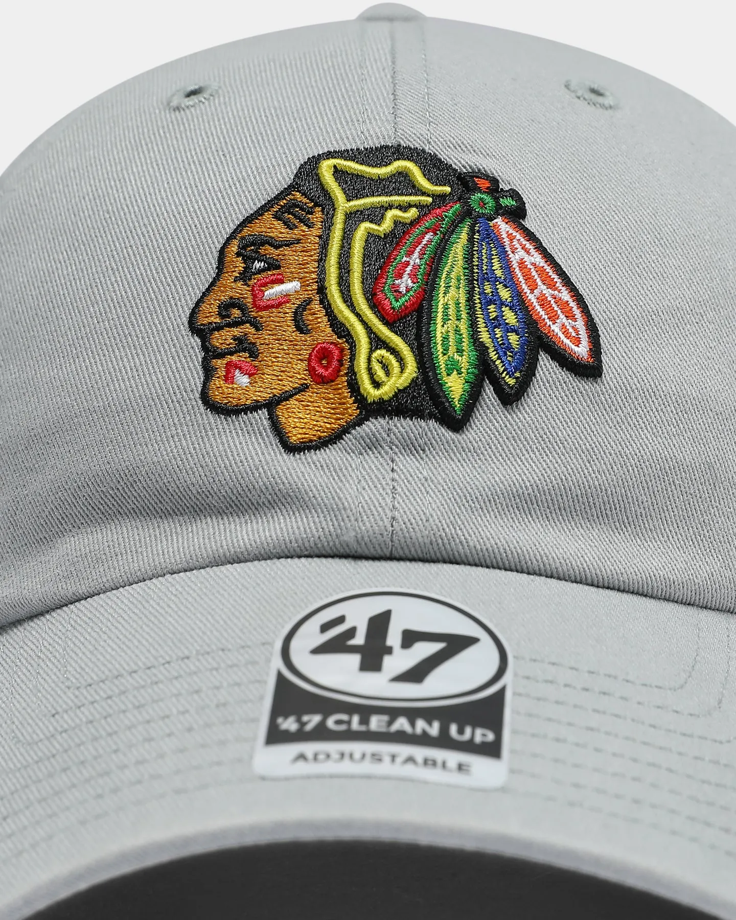 47 Brand Men's Chicago Blackhawks Clean Up Strapback Grey