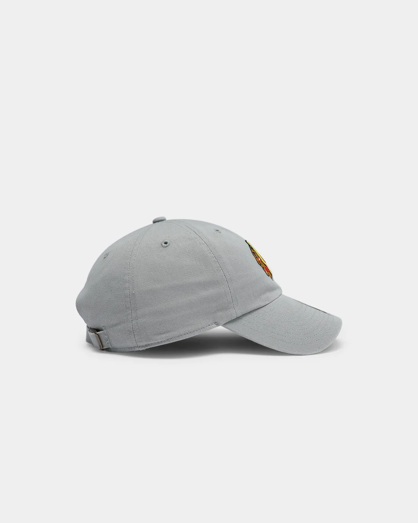 47 Brand Men's Chicago Blackhawks Clean Up Strapback Grey