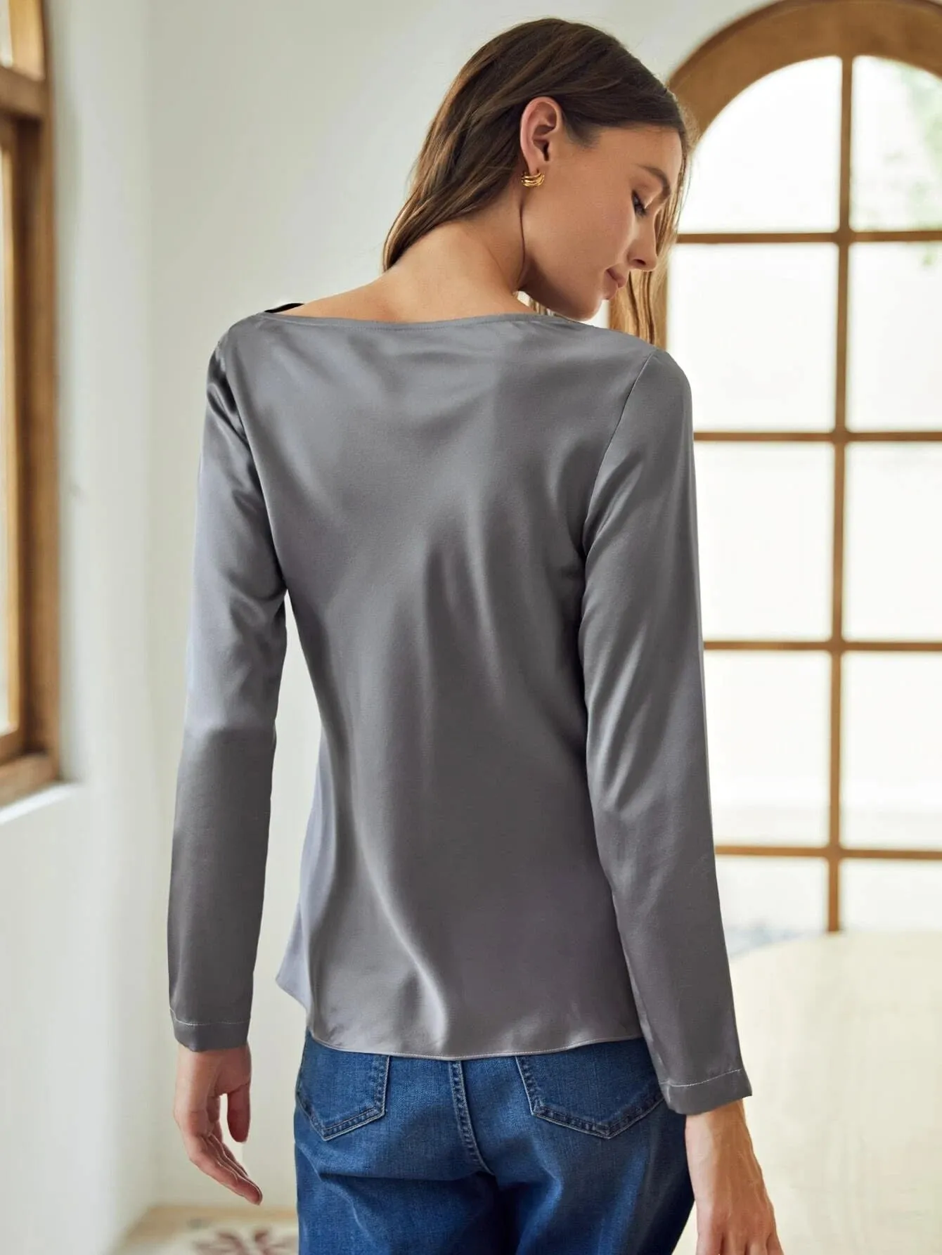 Elegant 100% Silk Round Neck Long Sleeve Draped Top Silk Shirt