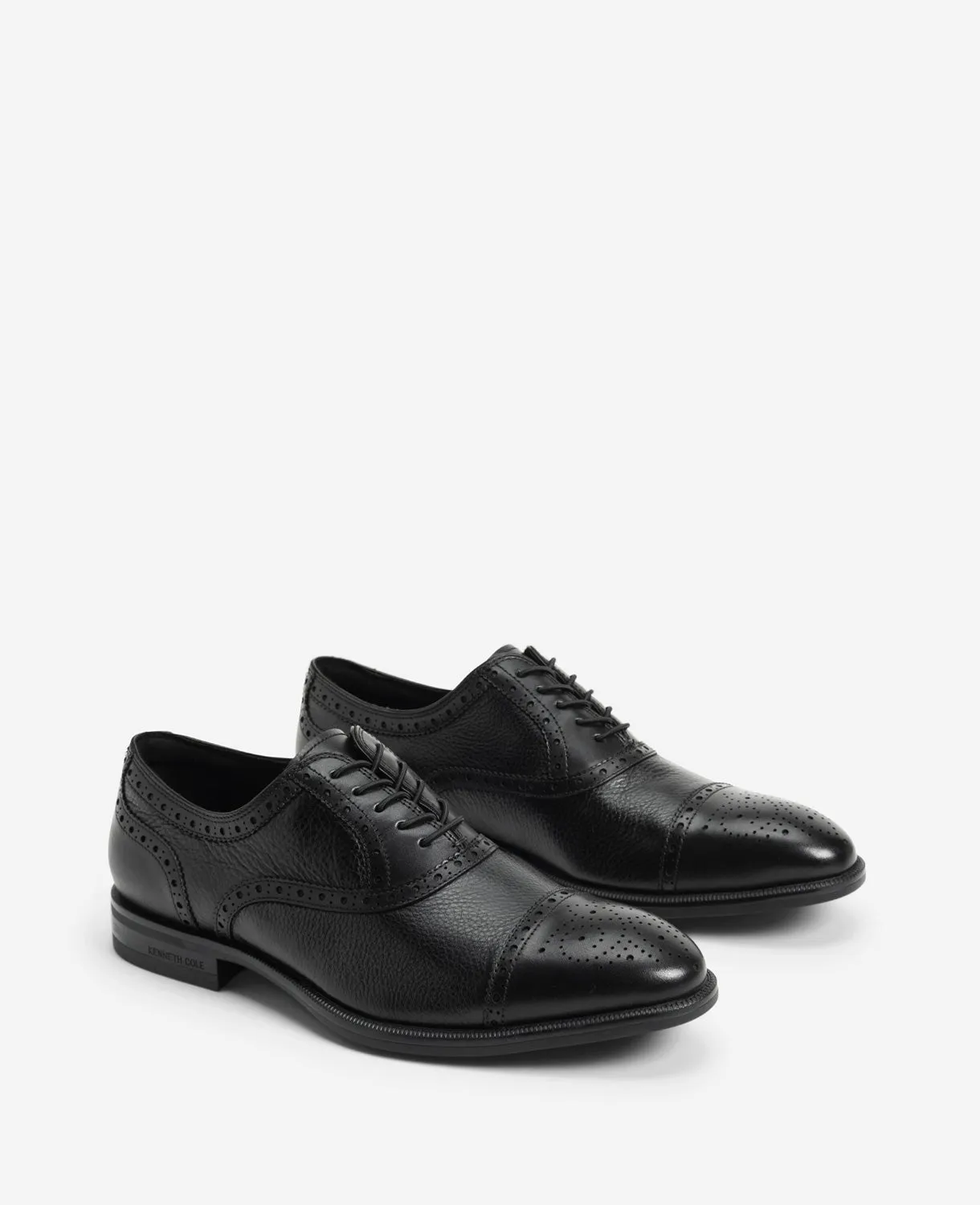 Futurepod Leather Lace-Up Oxford with Medallion Cap Toe