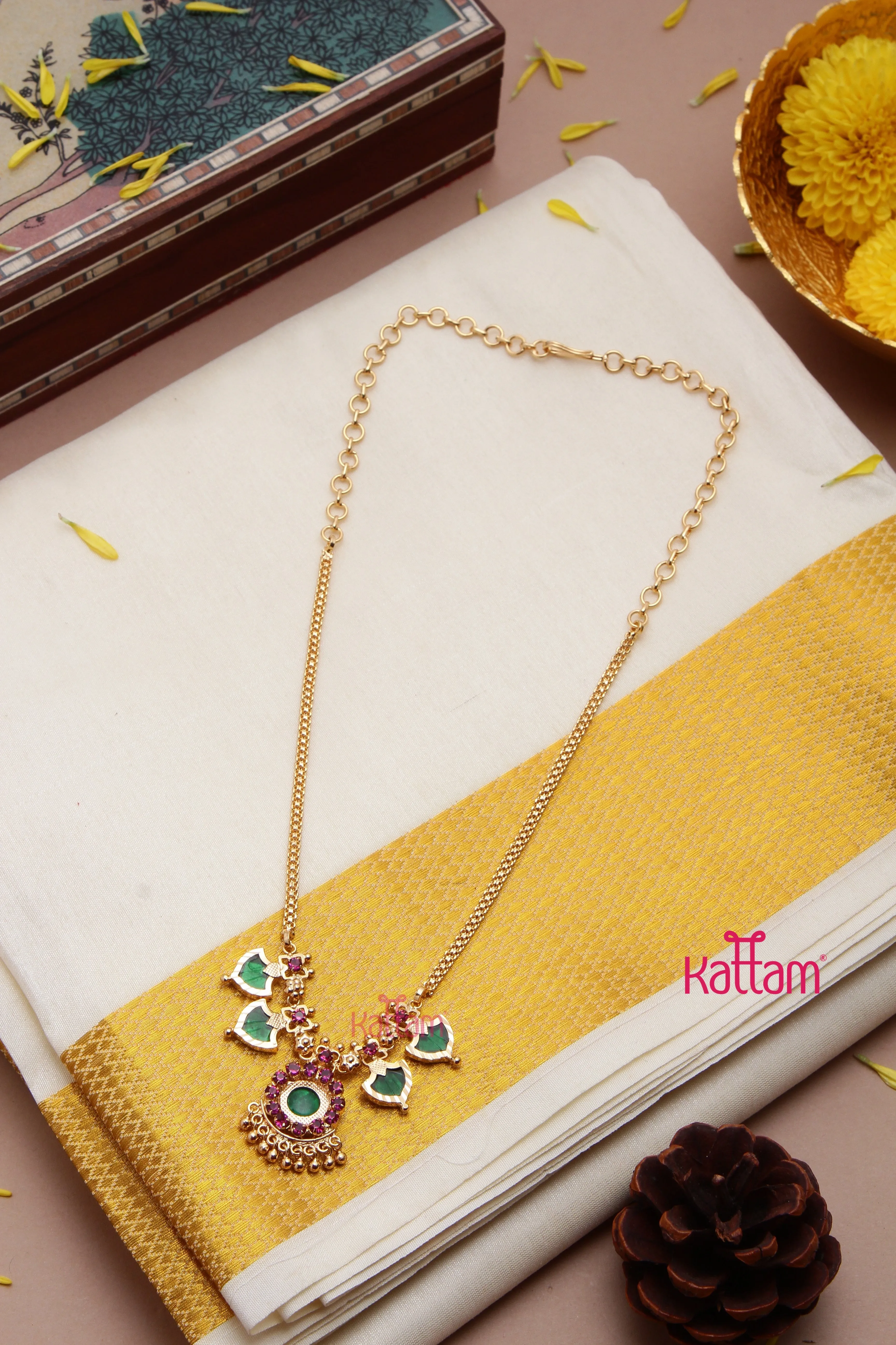 Goldtone Simple Palakka Chain ( No Earrings )