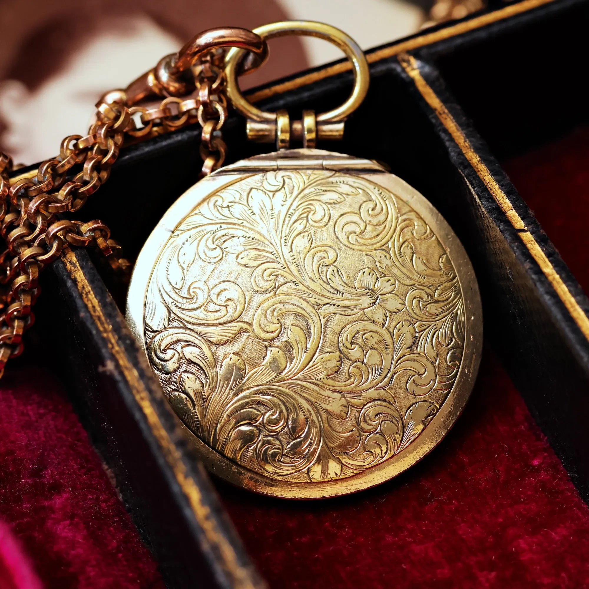 Gorgeous Antique Georgian Watch Style Locket