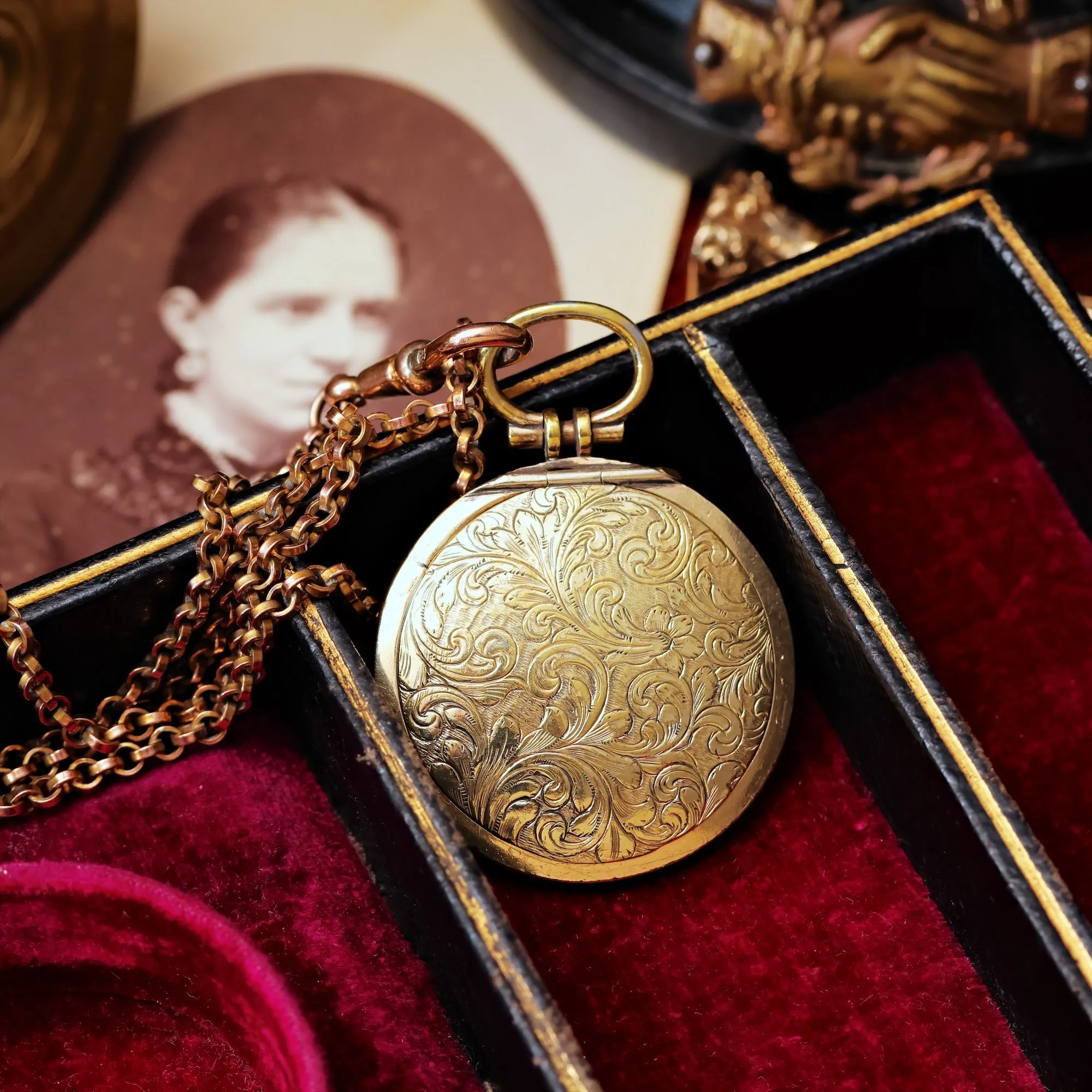 Gorgeous Antique Georgian Watch Style Locket