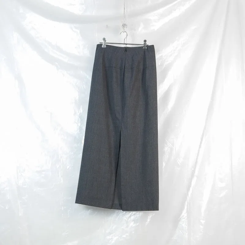 horizontal dart skirt