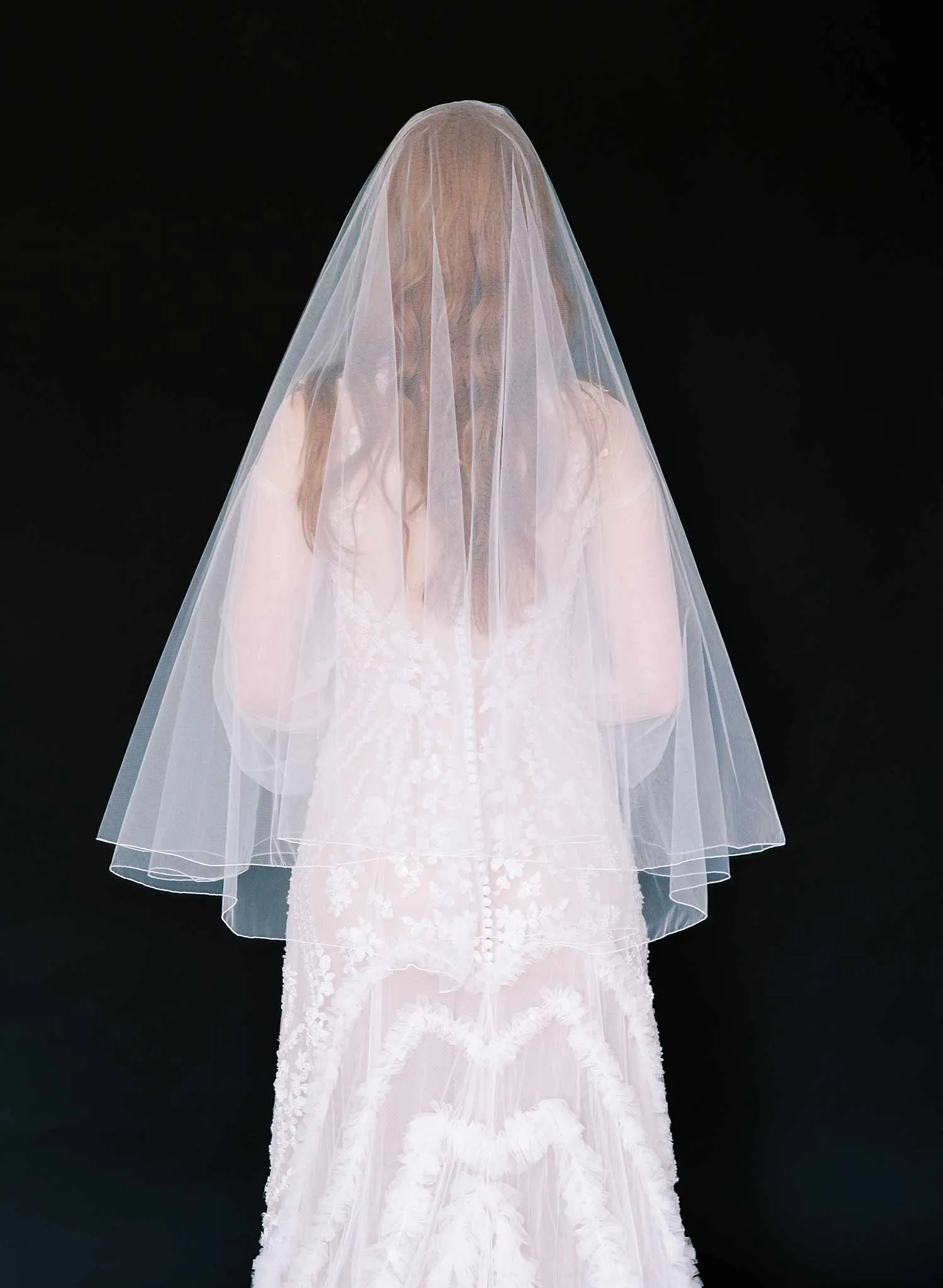 Merrow edge simple veil - Style #2464