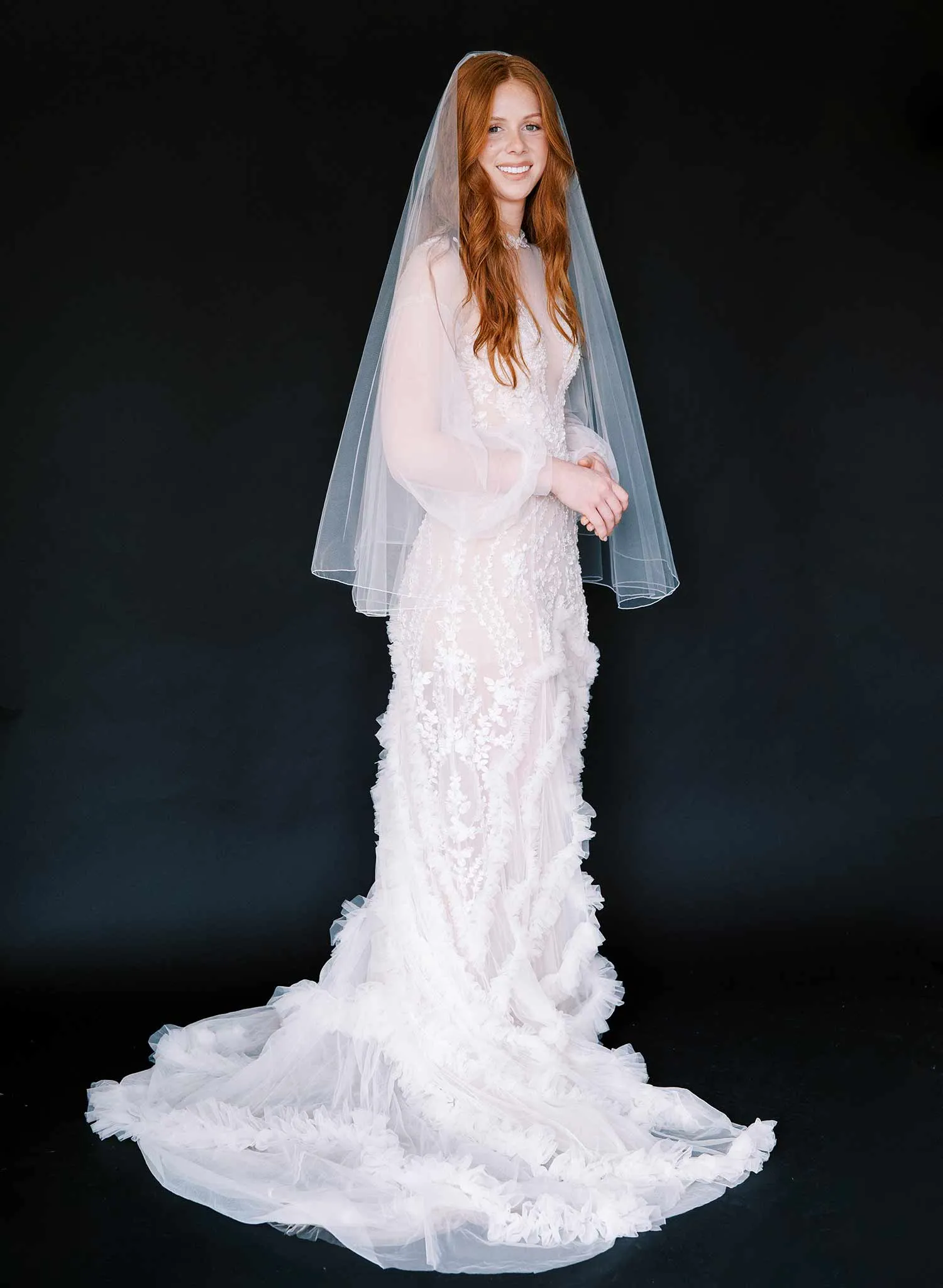 Merrow edge simple veil - Style #2464