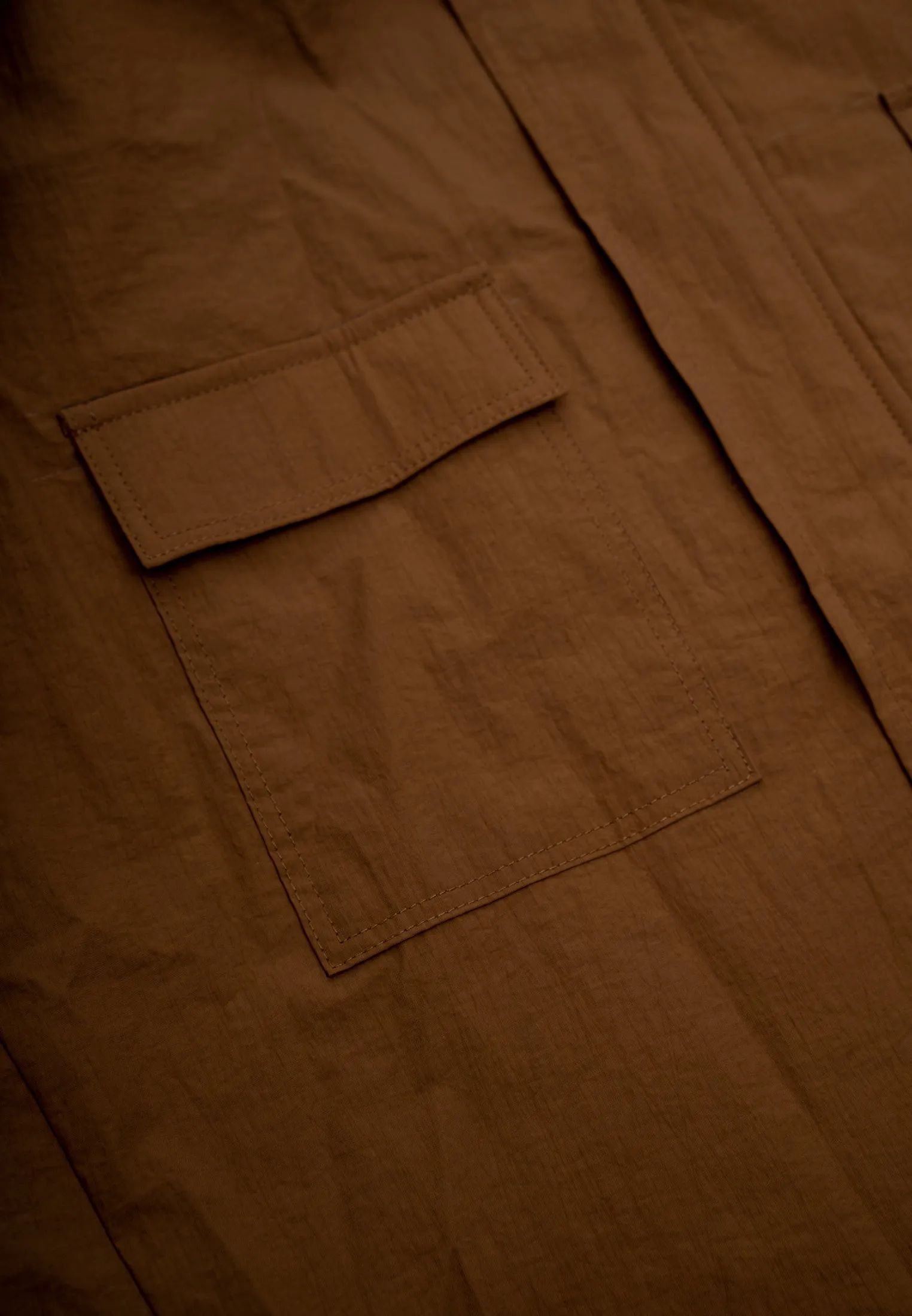 NYLON ESCAPE SHIRT CHOC