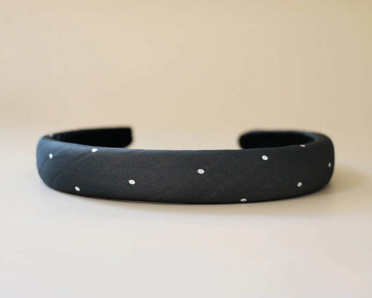 Slender Headband Gray Black Dot No Studs