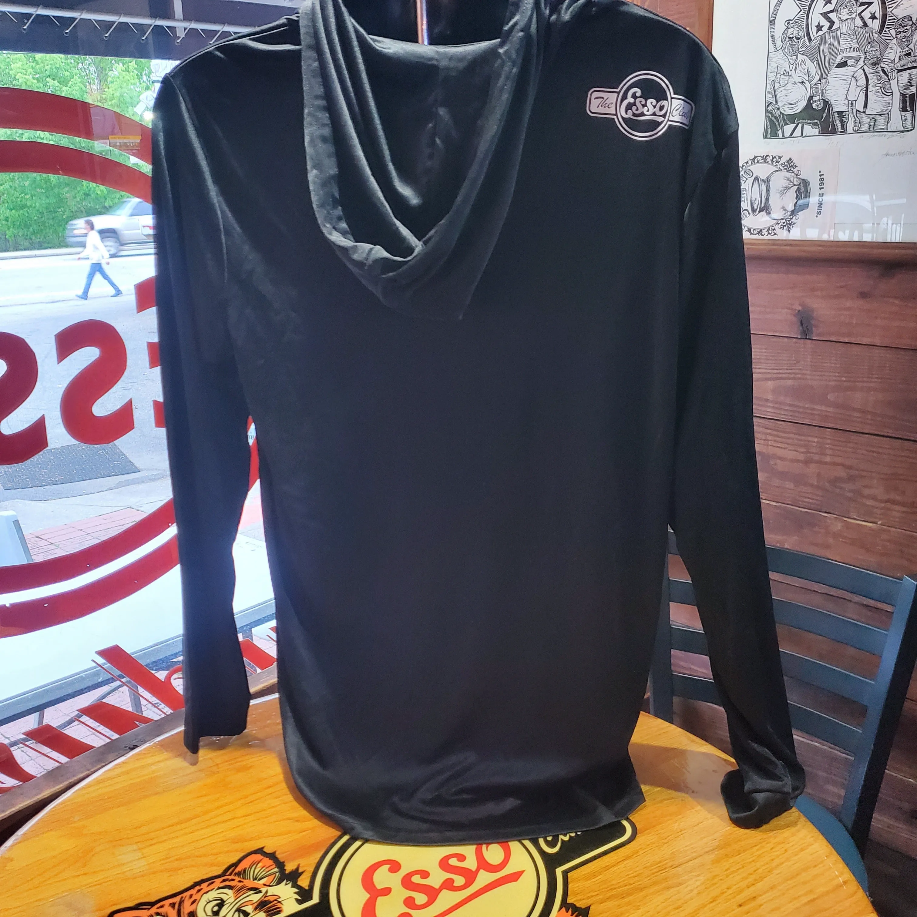 The Esso Club Bahama UV Hooded LS